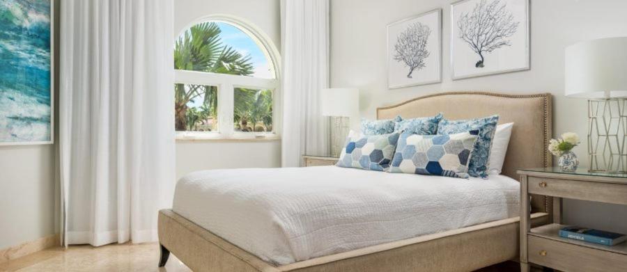 The Tuscany On Grace Bay Exterior foto